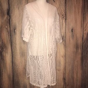 Maurice’s size 2 cream colored tunic coverup